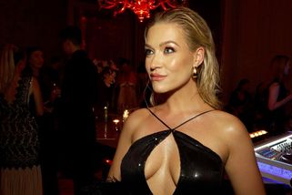 Myslivcová po nahých fotkách v Playboyi nezklamala ani na křtu! Odhalila vnady bez podprsenky